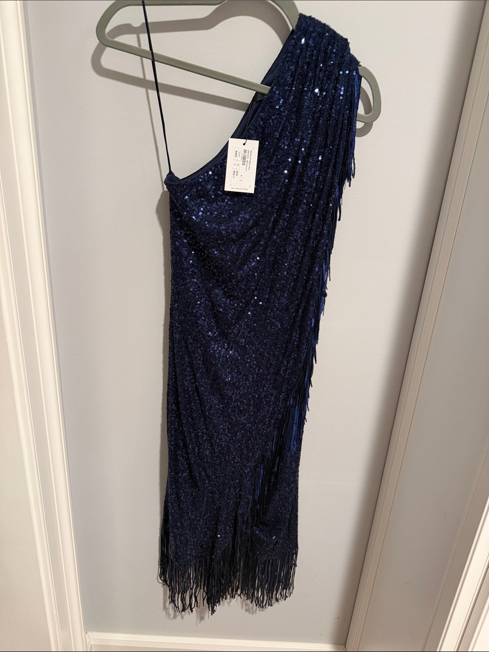 Badgley Mischka
Sequin Fringe One-Shoulder Midi Dress